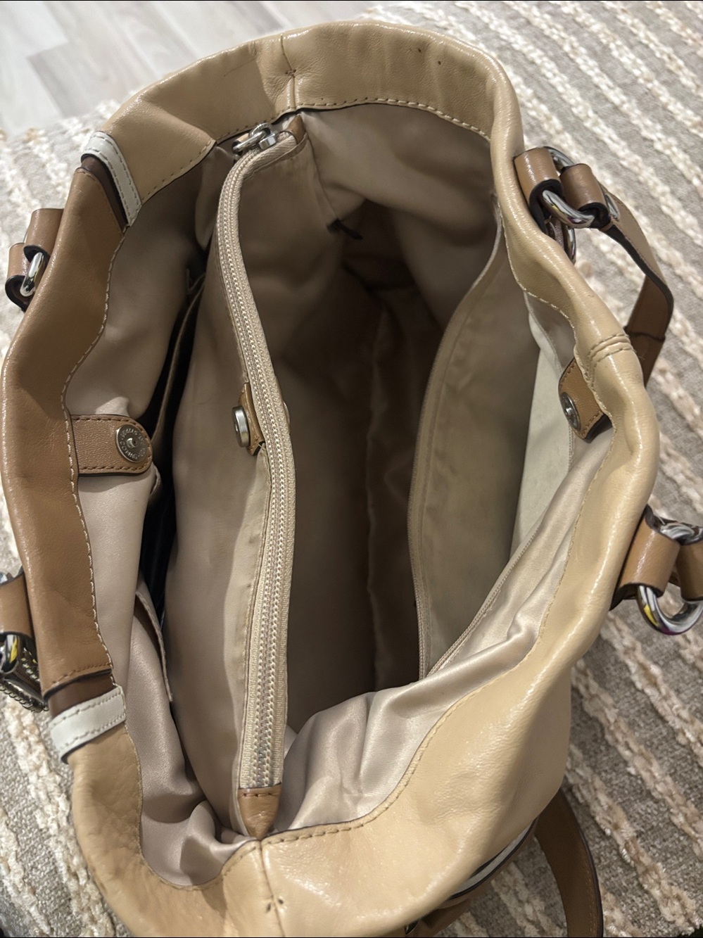 Coach Ashley Spectator Leather Shoulder Bag - Picture 13 of 16